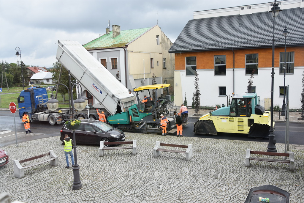 Trwa Remont Drogi Wojew Dzkiej Miasto I Gmina Sieniawa