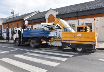 Zdjęcie główne dla: 'Trwają remonty na drogach wojewódzkich na terenie Miasta i Gminy Sieniawa' 