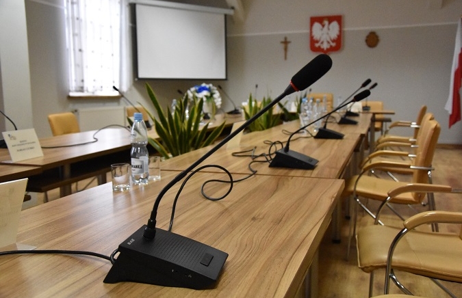 Zdjęcie główne newsa: Zawiadomienie o zwołaniu V zwyczajnej sesji Rady Miejskiej w Sieniawie oraz posiedzeniach komisji stałych.