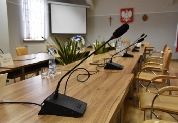 Zdjęcie główne newsa: Zawiadomienie o zwołaniu XXVII zwyczajnej sesji Rady Miejskiej w Sieniawie oraz posiedzeniach komisji stałych.